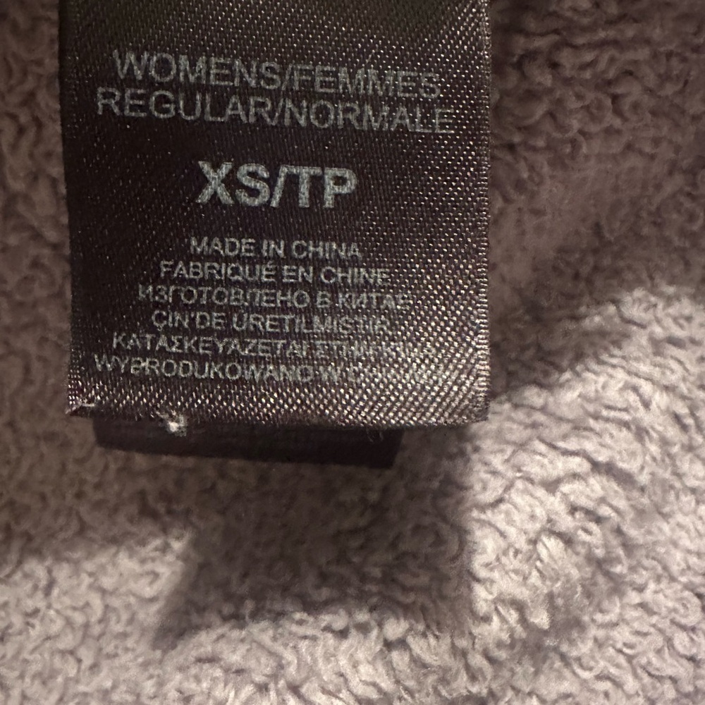 Women’s The North Face Zip Up Fleece Jacket. Size XS. Grey. - Picture 13 of 14